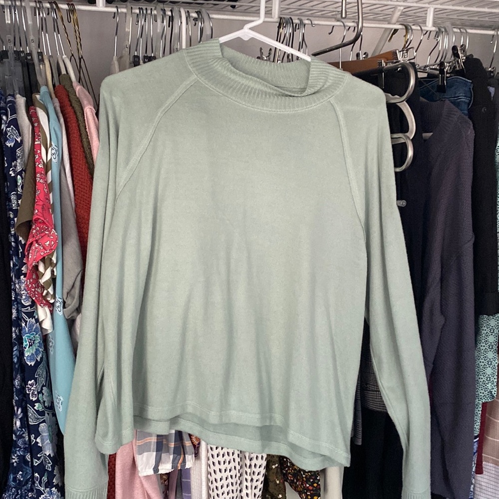 Abercrombie top